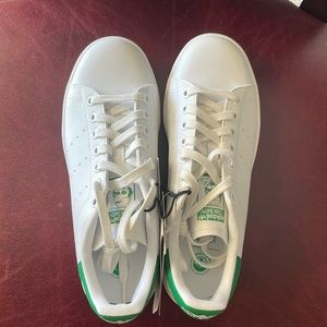 Stan smith Adidas women’s shoe